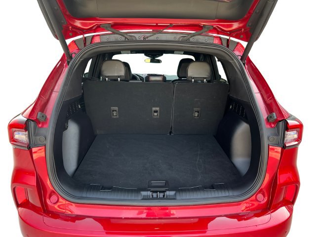 Certified 2024 Ford Escape ST-Line w/ Tech Pack #1 AWD/4WD image 18
