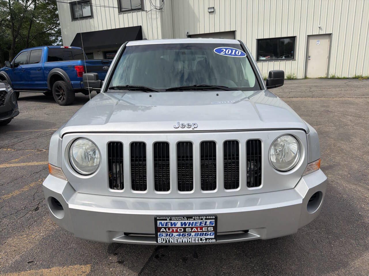 Used 2010 Jeep Patriot Sport w/ PWR Equipment Group FWD image 2