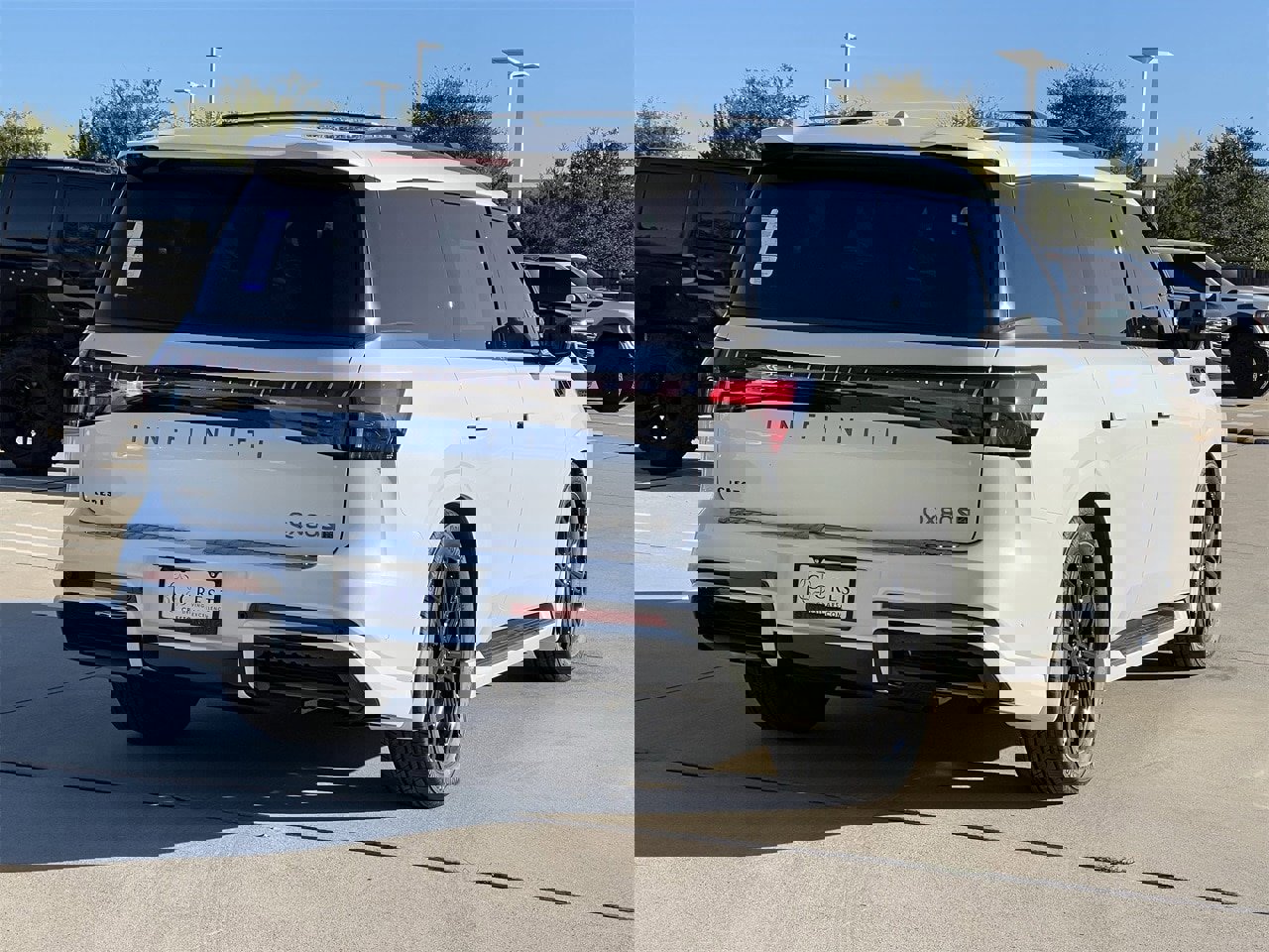 New 2026 INFINITI QX80 4WD w/ Sport Exterior Package video 3