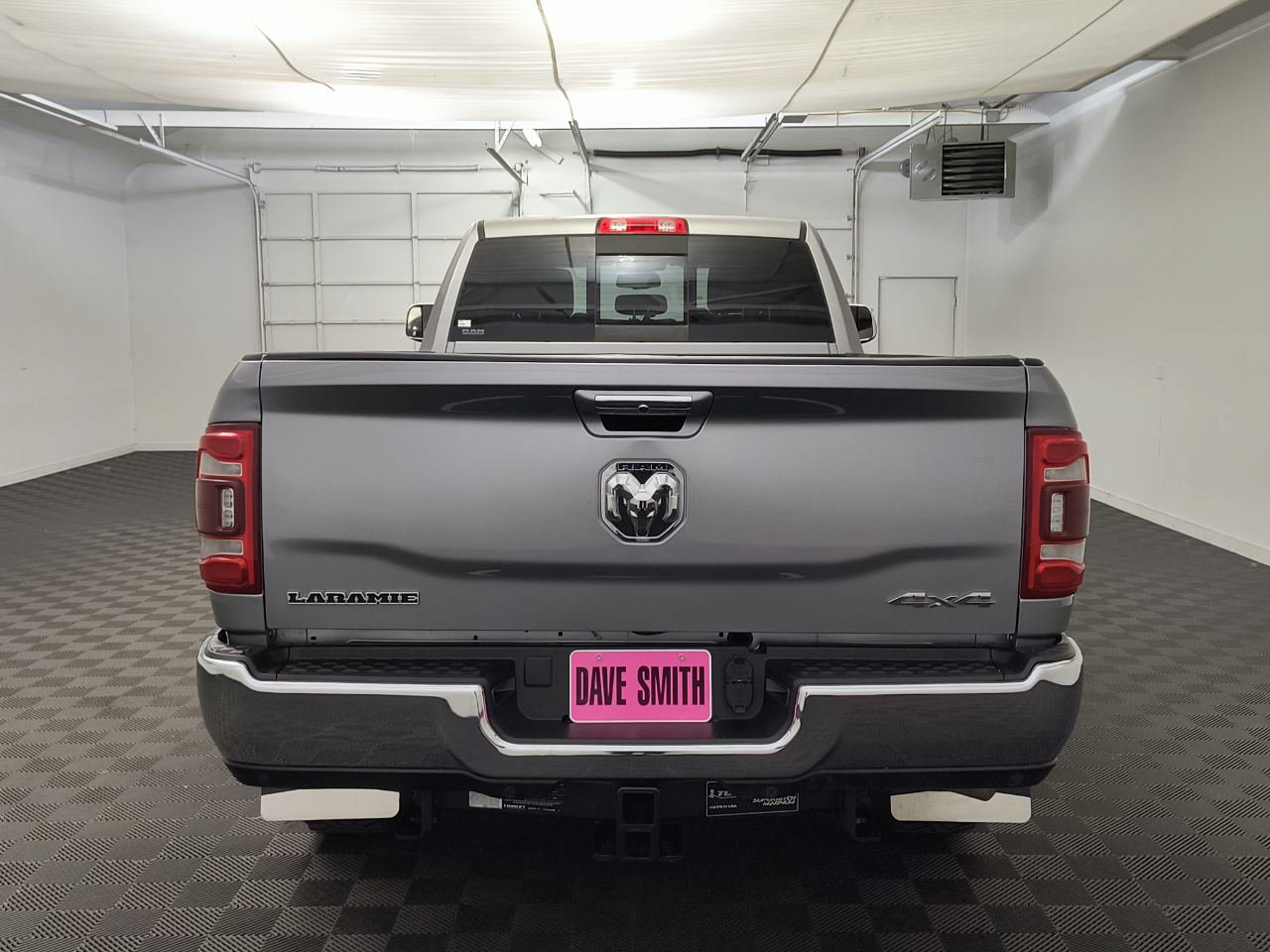 Used 2022 RAM 3500 Laramie AWD/4WD image 11