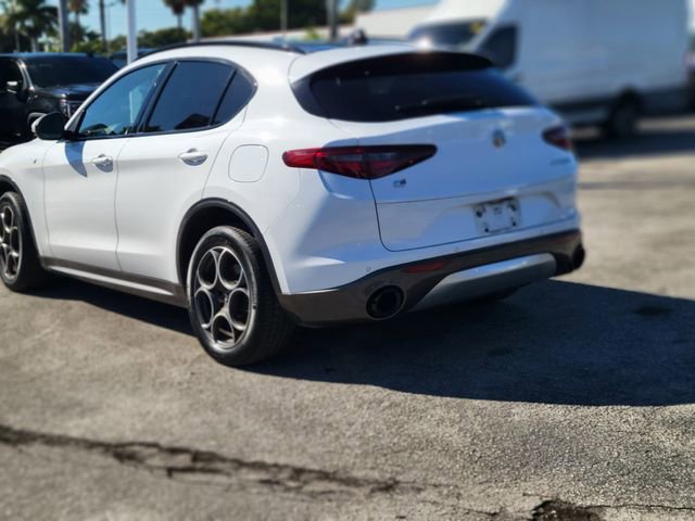 Used 2023 Alfa Romeo Stelvio Ti w/ Active Assist Plus Package image 3