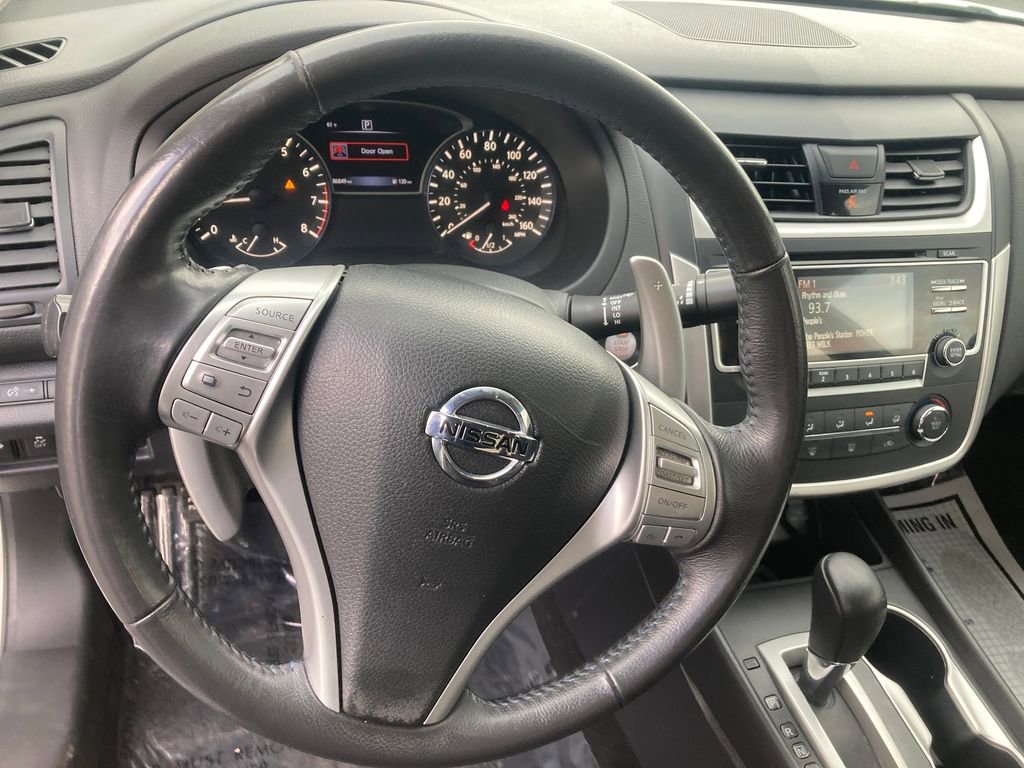 Used 2017 Nissan Altima 2.5 SR FWD image 18