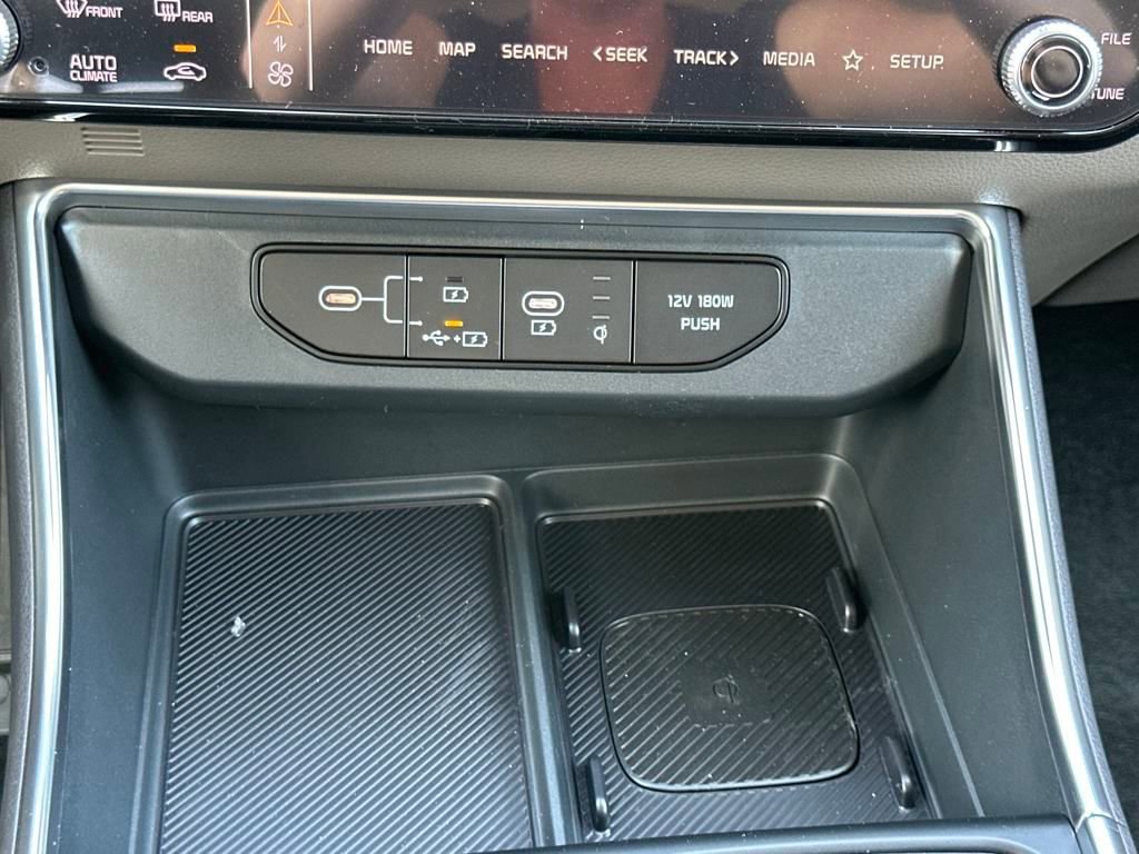 New 2025 Kia Carnival EX image 26