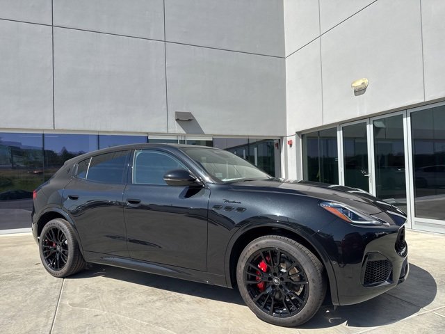 New 2025 Maserati Grecale Modena