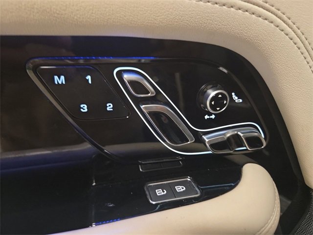Used 2022 Land Rover Range Rover Westminster Edition image 12