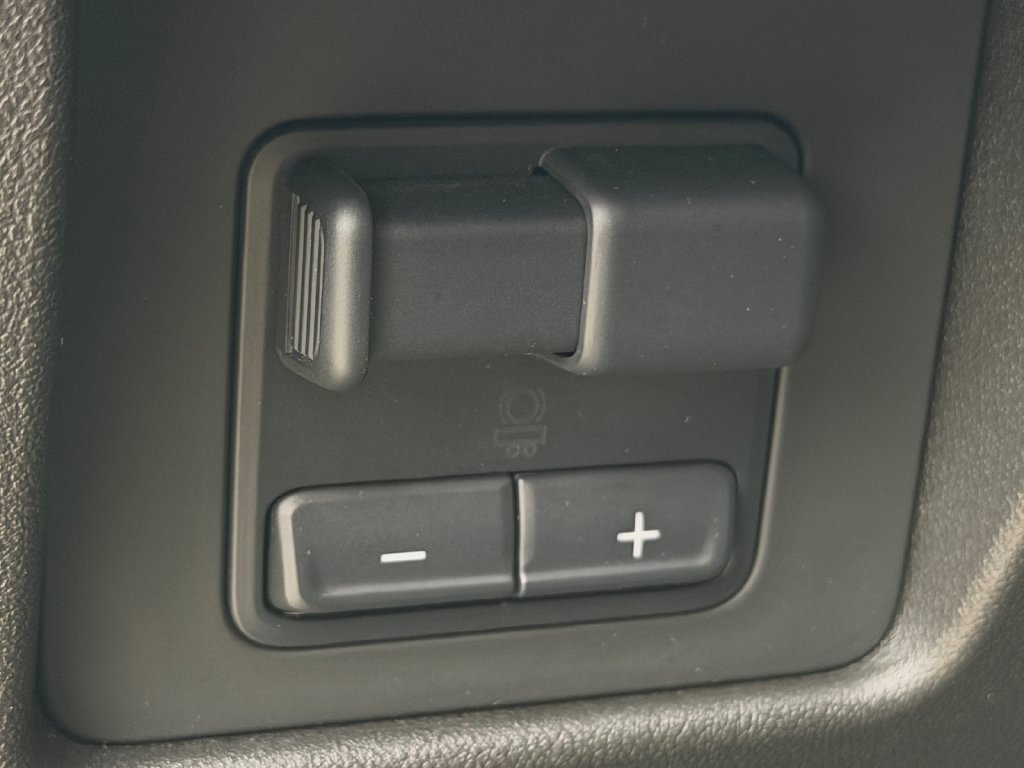 Used 2024 Chevrolet Colorado Trail Boss w/ Advanced Trailering Package AWD/4WD image 26