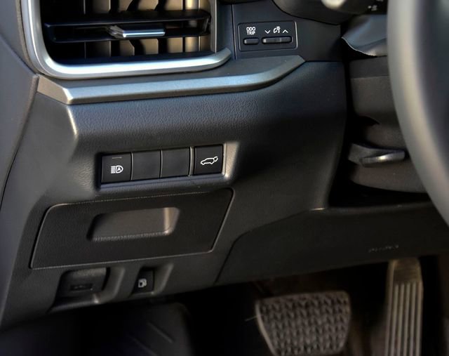 New 2026 Toyota Grand Highlander XLE image 27