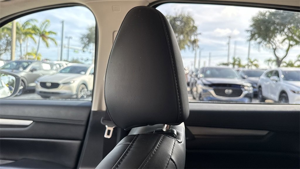 Used 2021 MAZDA CX-5 Touring image 17