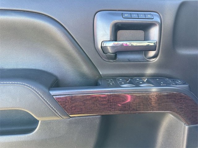 Used 2015 GMC Sierra 2500 SLT w/ Duramax Plus Package image 13