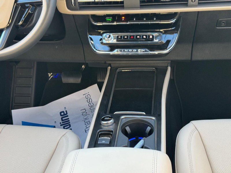 New 2025 Lincoln Corsair Grand Touring image 16