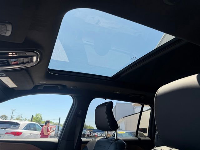 New 2026 Jeep Grand Cherokee L Summit AWD/4WD image 39