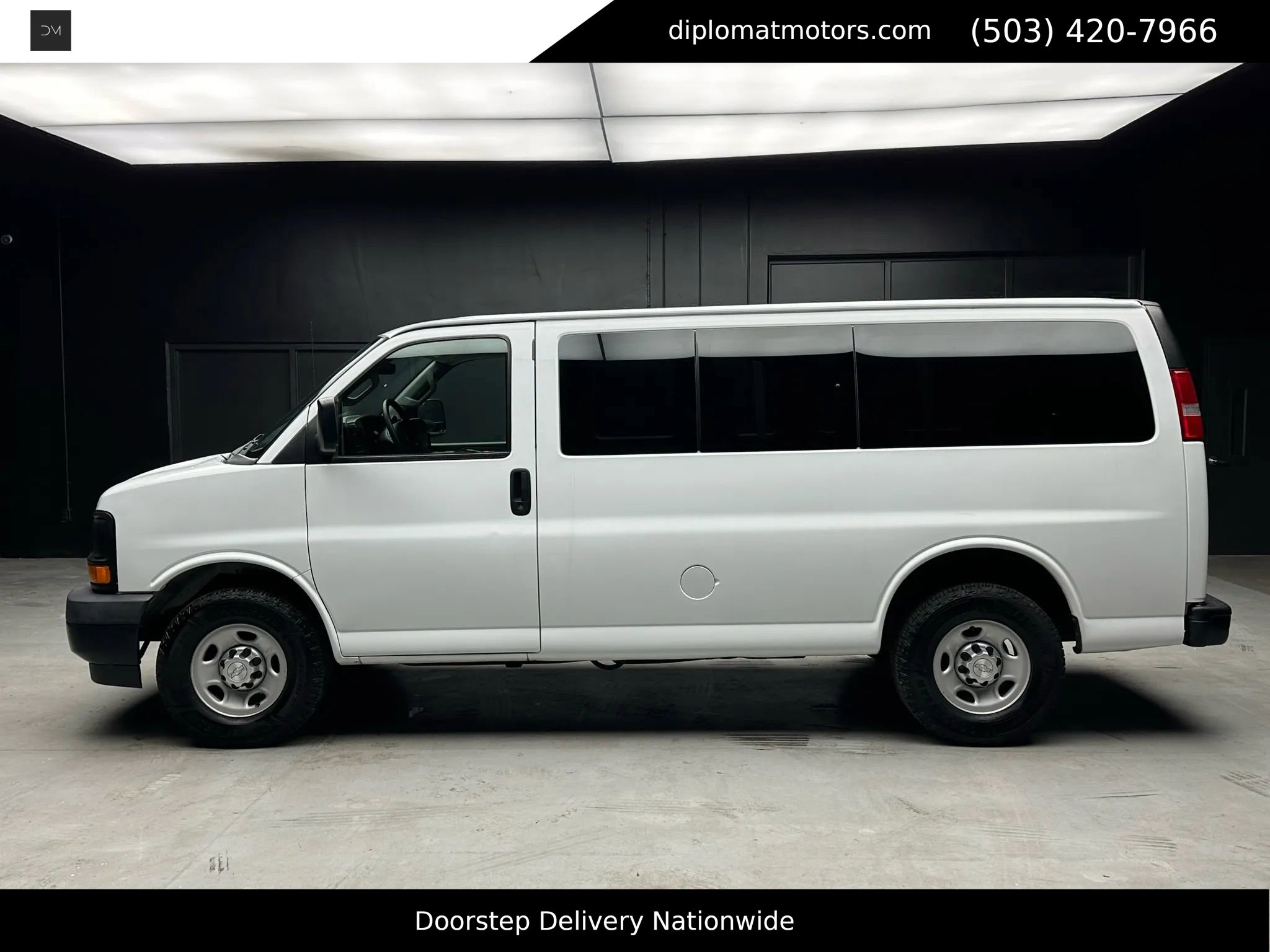 Used 2017 Chevrolet Express 2500 LS image 3