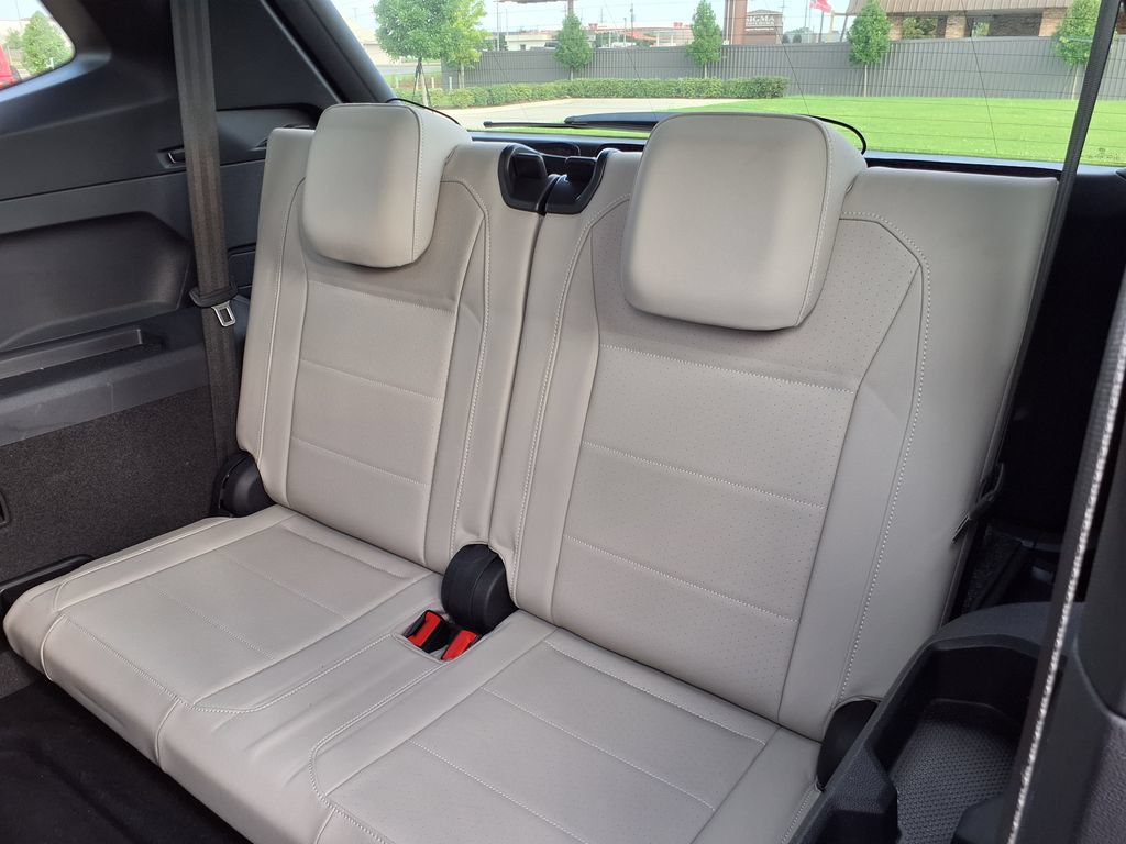 Used 2019 Volkswagen Tiguan S FWD image 19