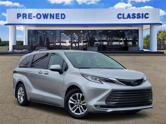 Used 2023 Toyota Sienna Limited