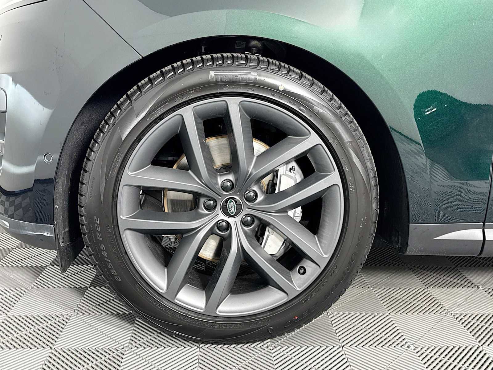 New 2025 Land Rover Range Rover Sport SE image 30