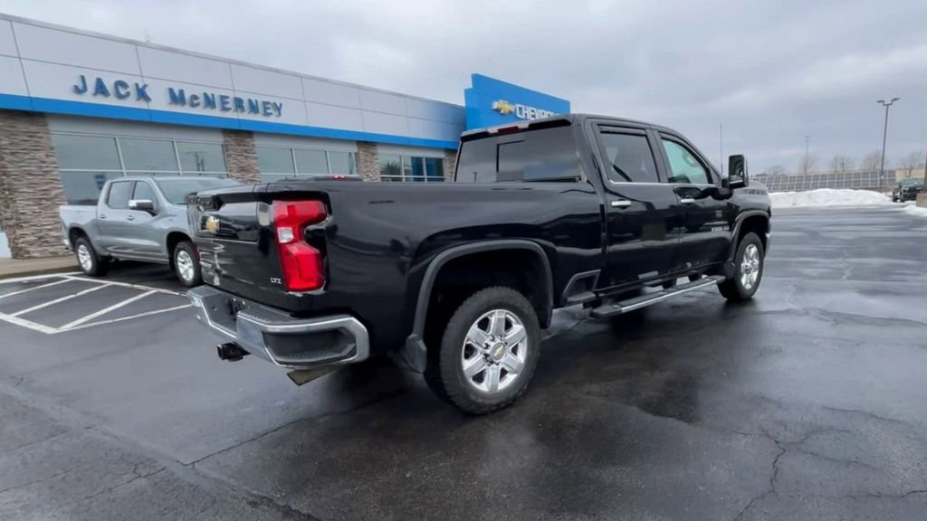 Certified 2023 Chevrolet Silverado 2500 LTZ w/ LTZ Convenience Package image 8