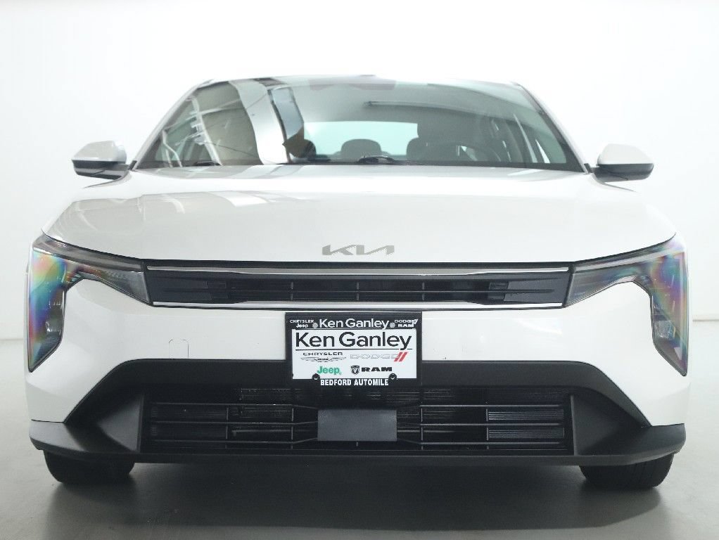 Used 2025 Kia K4 FWD image 5
