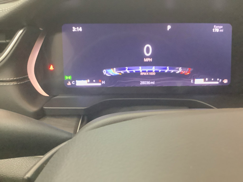 Used 2023 Jeep Grand Cherokee Limited image 17