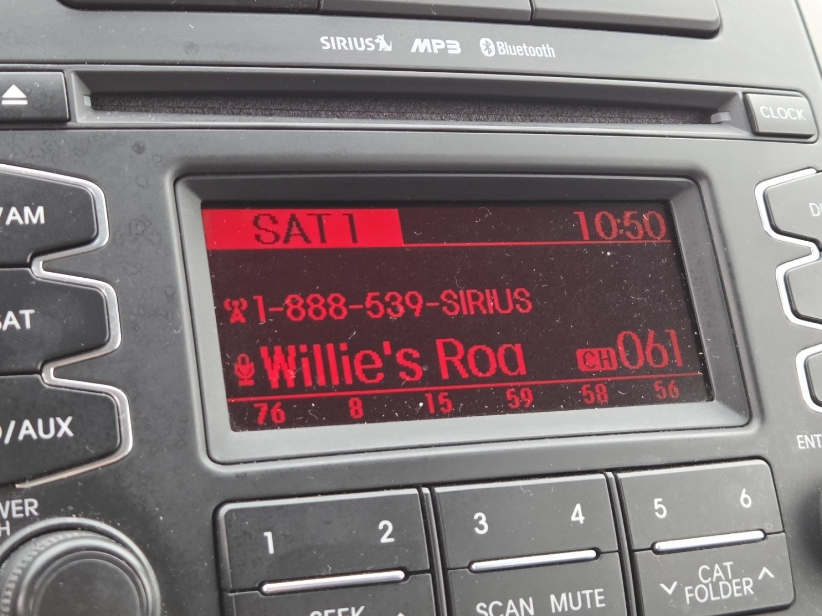 Used 2013 Kia Soul + FWD image 3