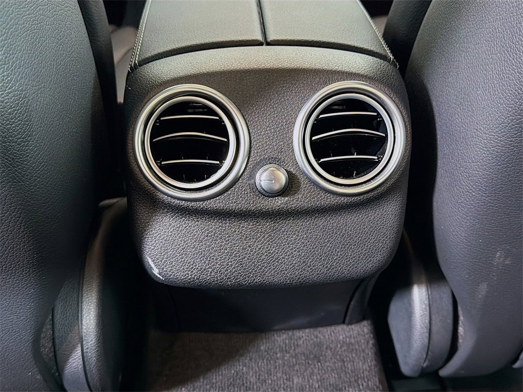 Used 2019 Mercedes-Benz C 300 4MATIC Sedan image 27