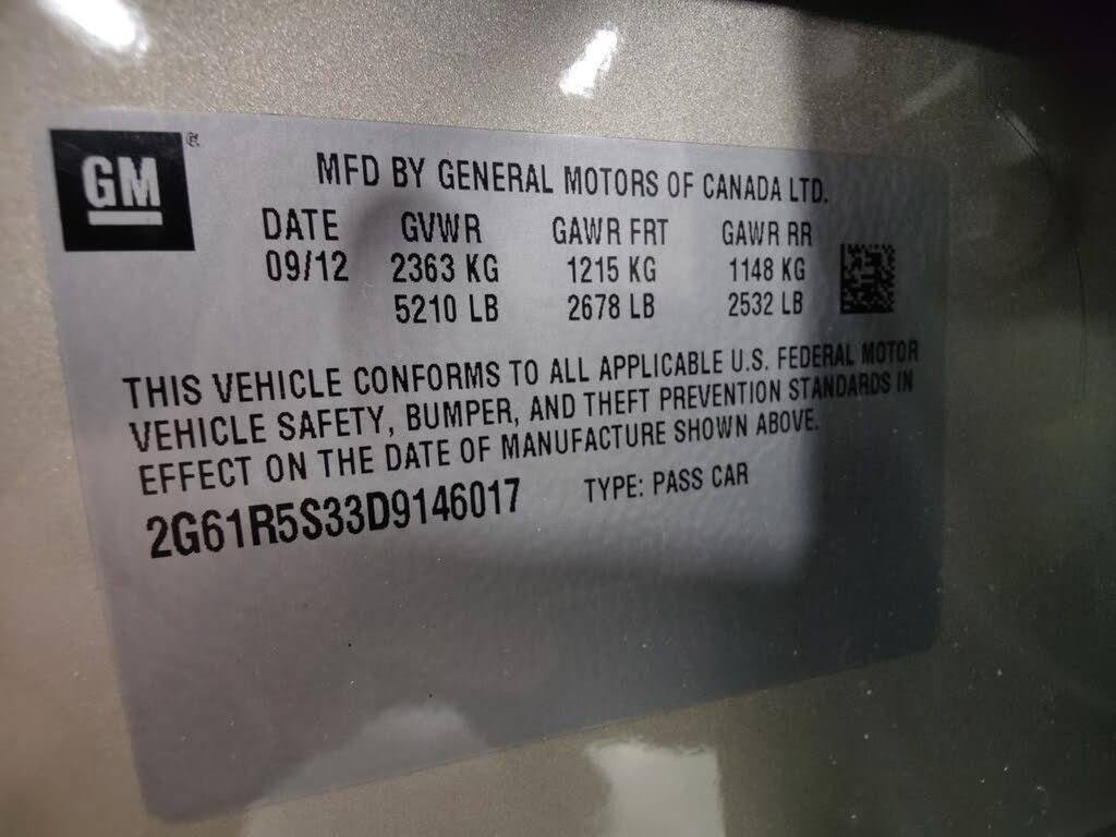 Used 2013 Cadillac XTS Luxury w/ Driver Awareness Package image 34