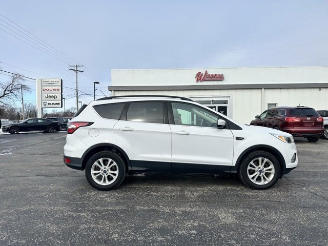 Used 2018 Ford Escape SE image 11