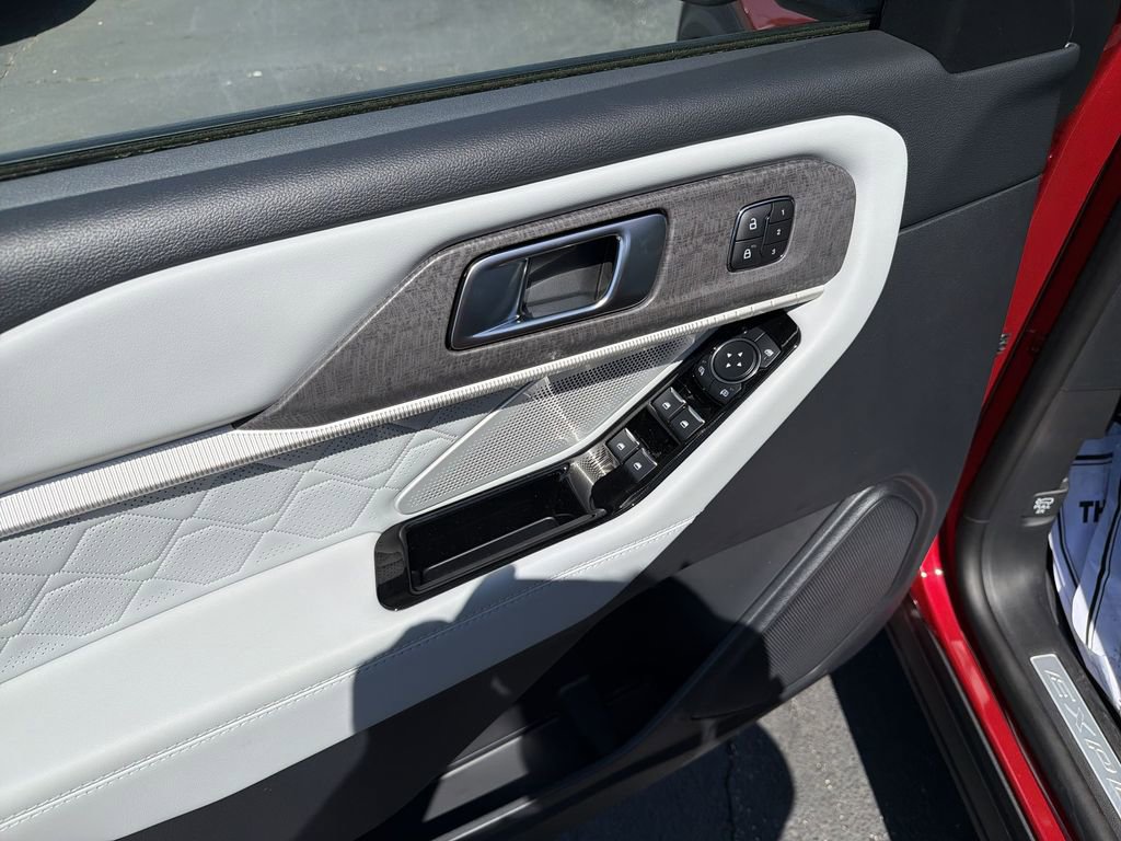 New 2026 Ford Explorer Platinum AWD/4WD image 19