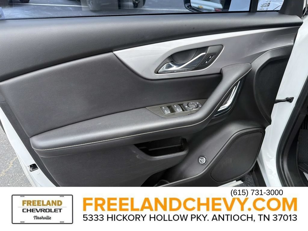 Used 2023 Chevrolet Blazer LT FWD image 20