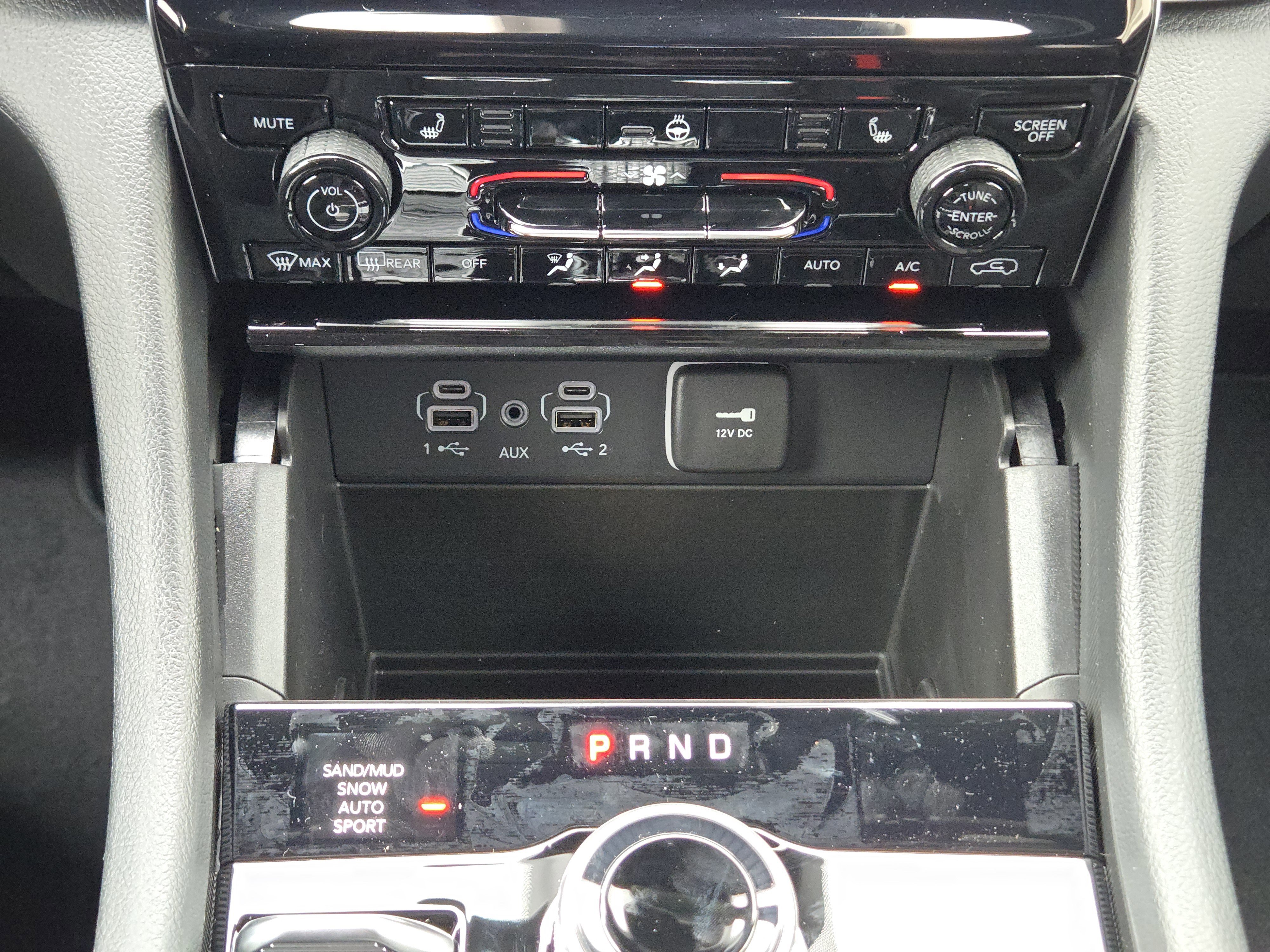 New 2025 Jeep Grand Cherokee L Limited w/ Black Appearance Package image 16