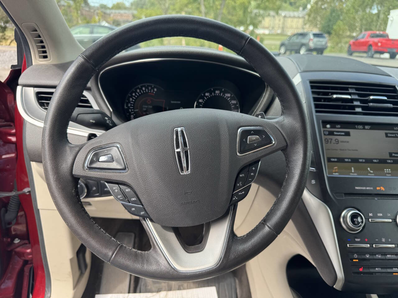 Used 2017 Lincoln MKC Premiere AWD/4WD image 17