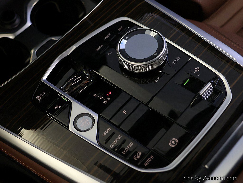 Certified 2026 BMW X7 xDrive40i AWD/4WD image 28