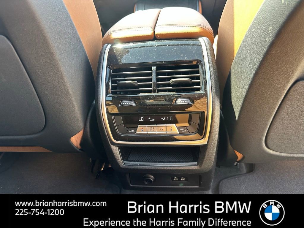 Certified 2025 BMW X5 xDrive40i w/ Premium Package image 32