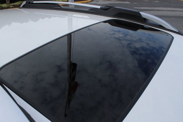 New 2025 Subaru Outback Touring XT image 5