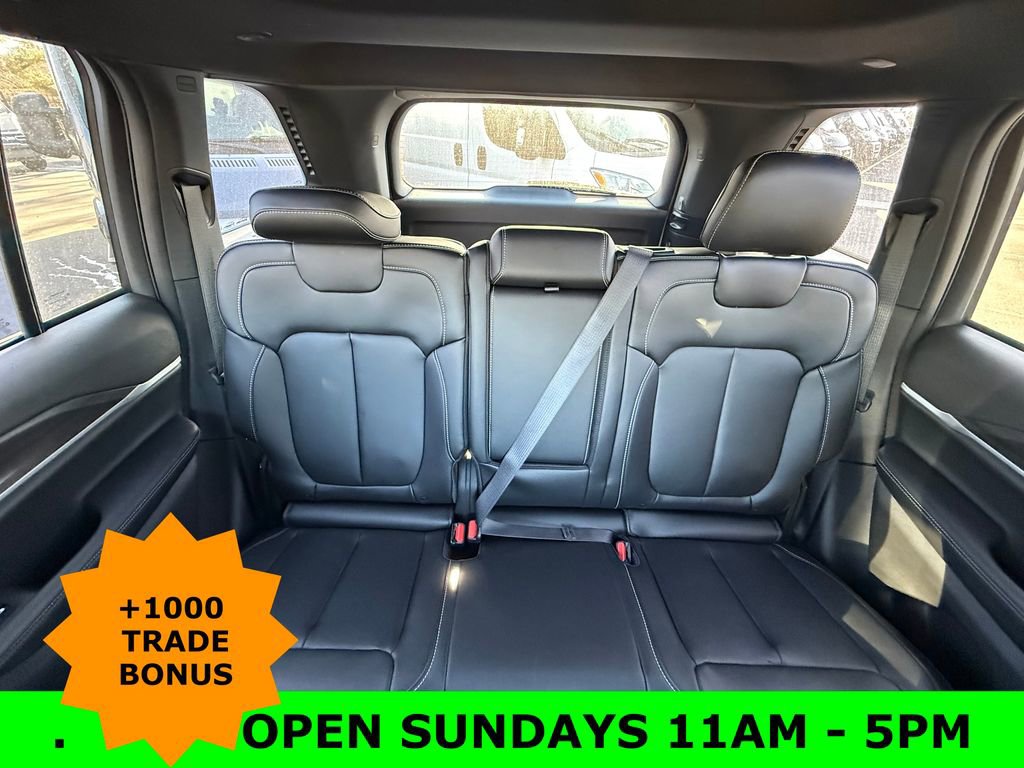 New 2025 Jeep Grand Cherokee Limited image 14