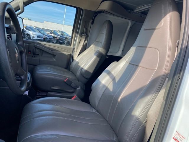 Used 2024 GMC Savana 2500 Extended image 12