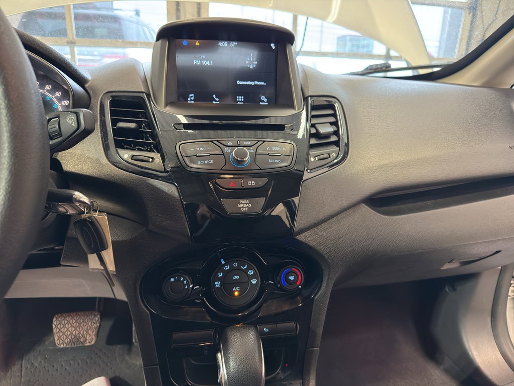Used 2019 Ford Fiesta SE w/ Equipment Group 201A image 18