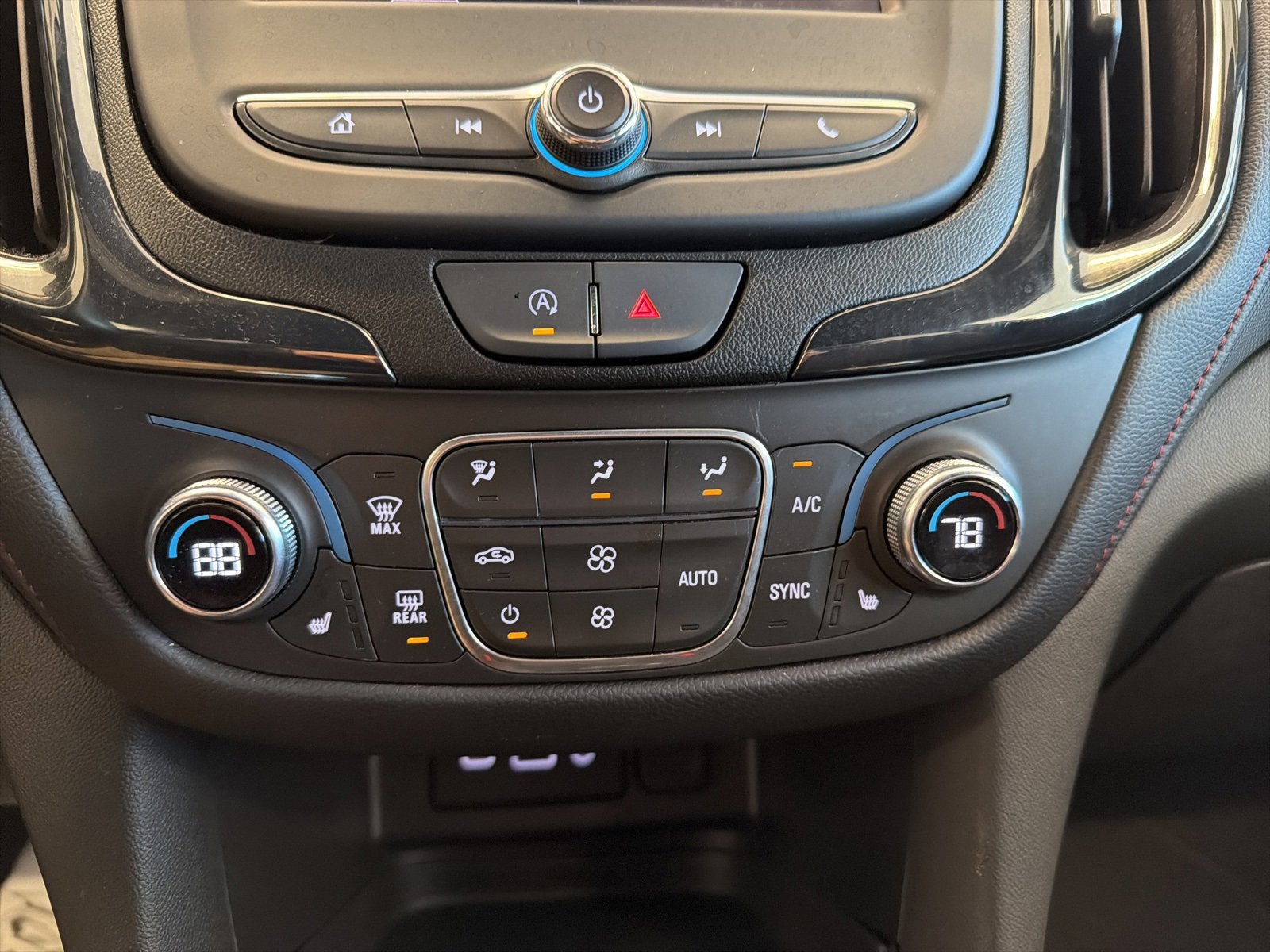 Used 2022 Chevrolet Equinox RS image 21