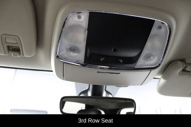 Used 2020 Dodge Durango SXT RWD image 17