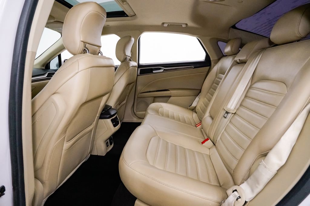 Used 2014 Ford Fusion SE w/ Equipment Group 502A image 20