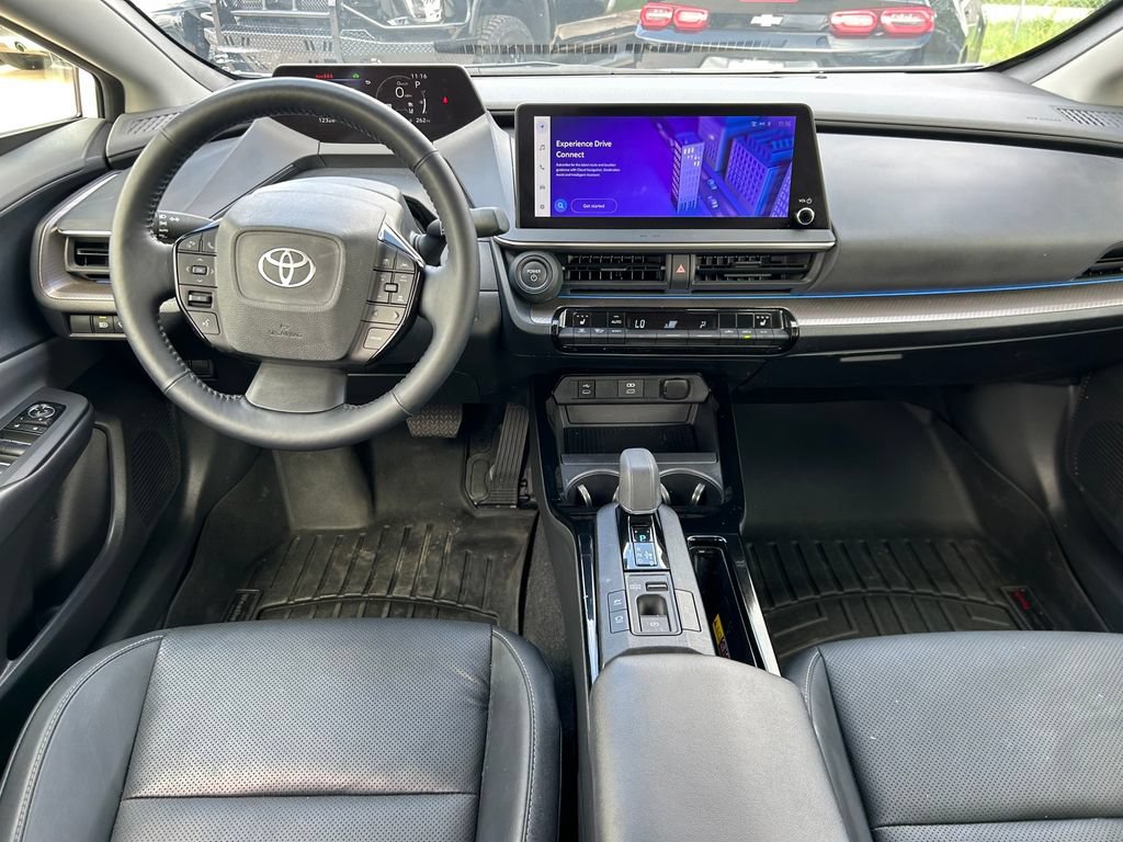 Used 2023 Toyota Prius XLE FWD image 16