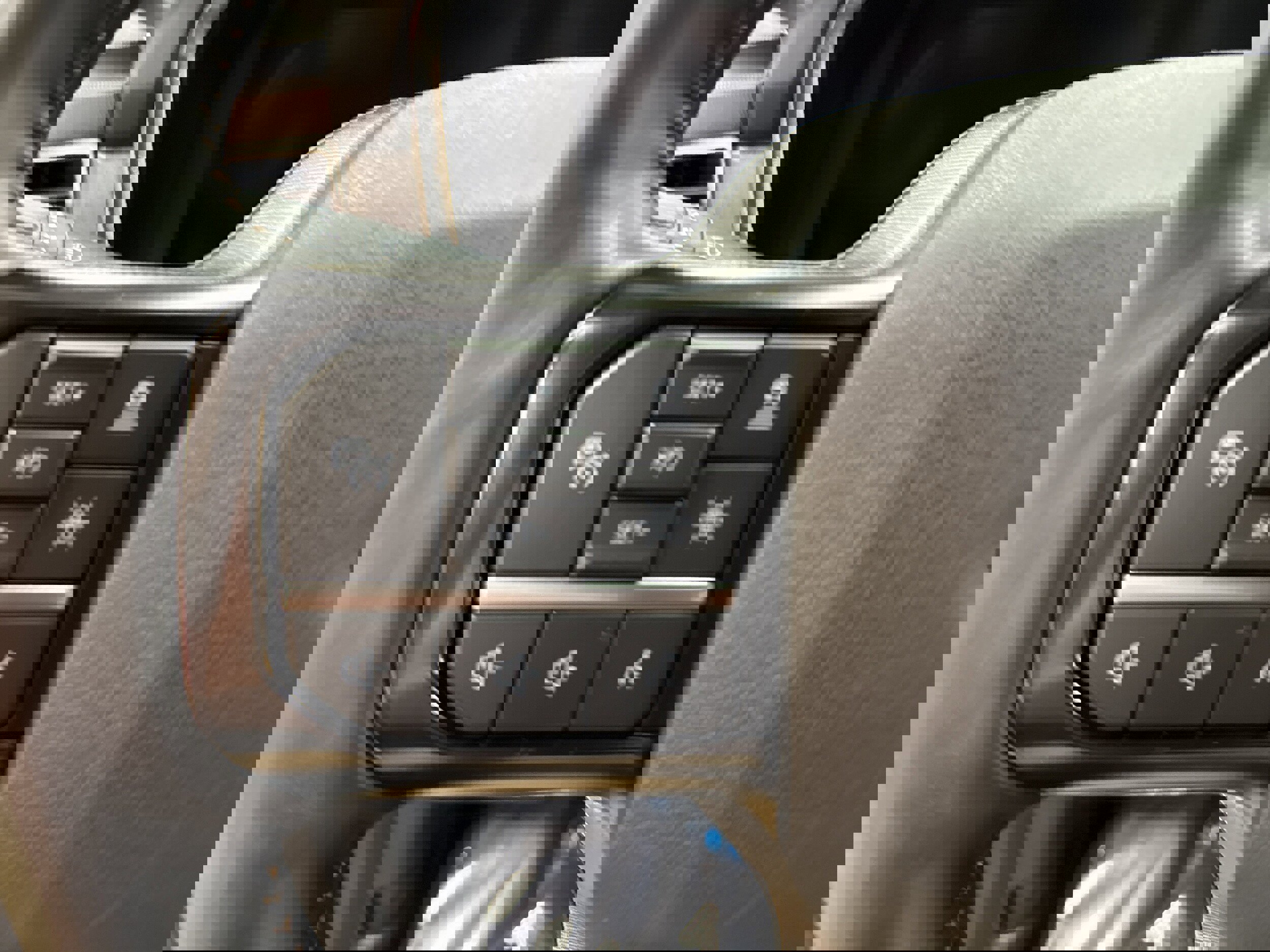 Used 2023 Ford F150 Platinum image 34