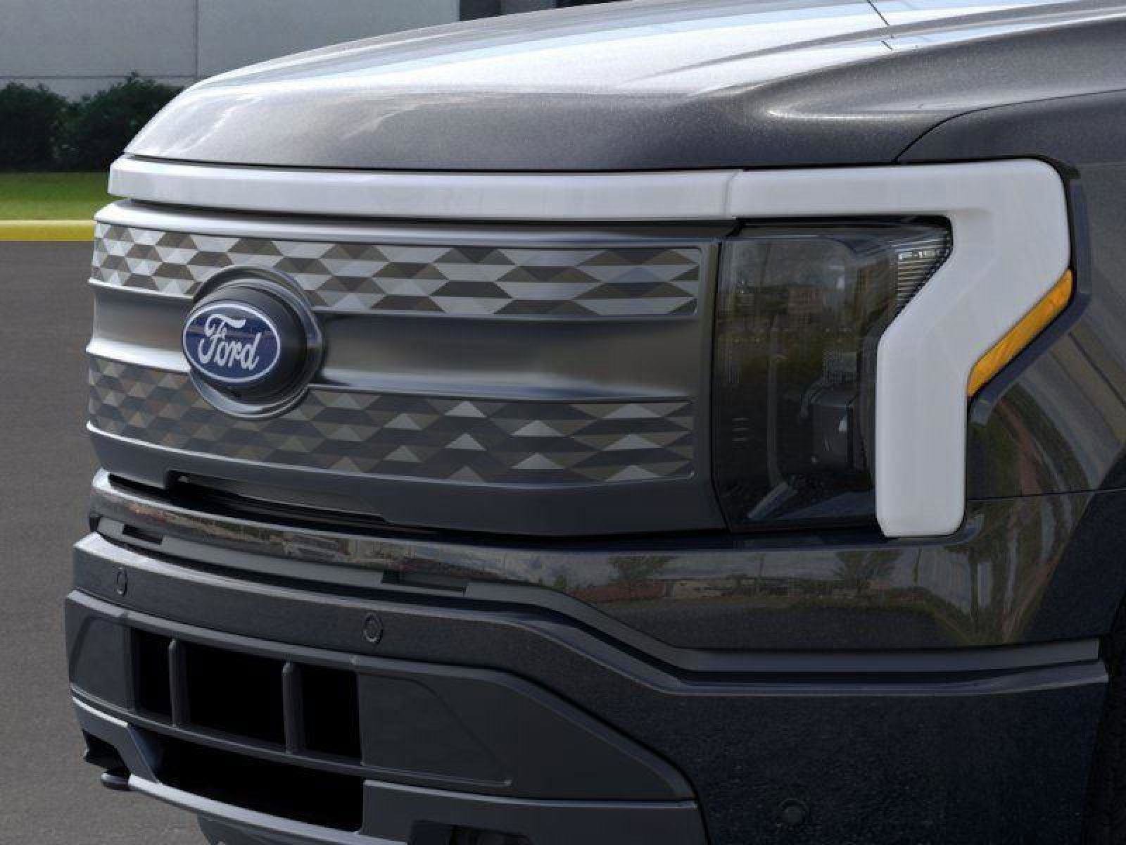 New 2025 Ford F150 Lightning Lariat image 17