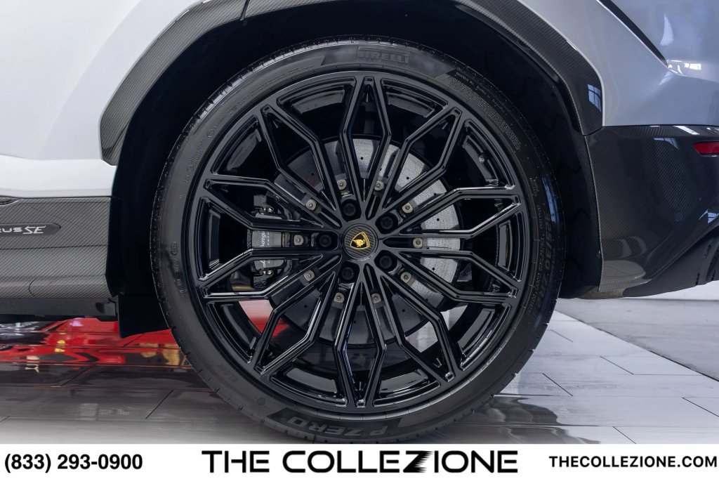 Used 2026 Lamborghini Urus SE AWD/4WD image 23