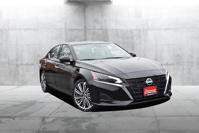 New 2025 Nissan Altima 2.5 SL image 2