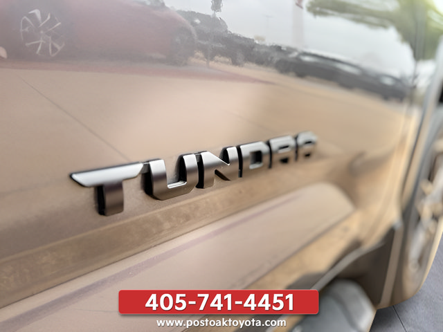 Used 2025 Toyota Tundra Limited AWD/4WD image 49