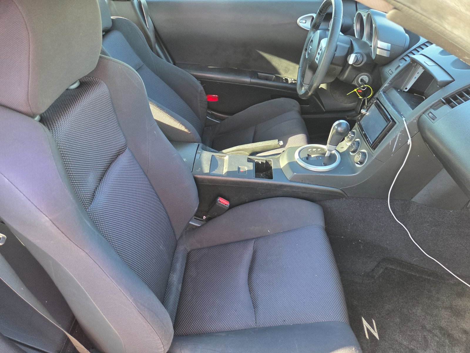 Used 2004 Nissan 350Z Enthusiast image 8