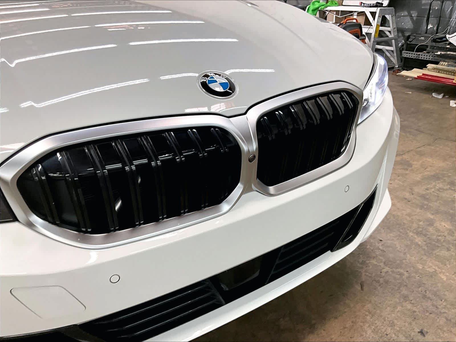 Used 2025 BMW 330i Sedan w/ Convenience Package RWD image 33