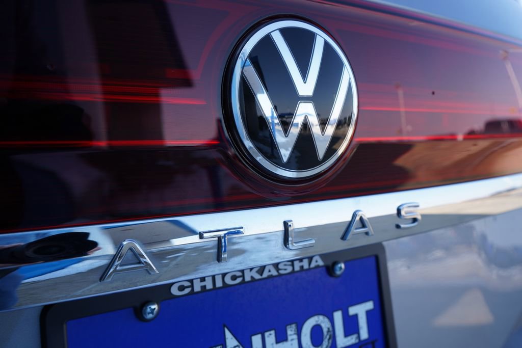 Used 2025 Volkswagen Atlas SE image 5