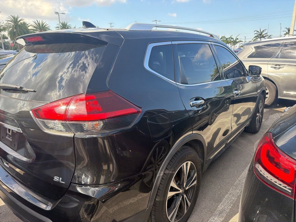 Used 2018 Nissan Rogue SL image 6