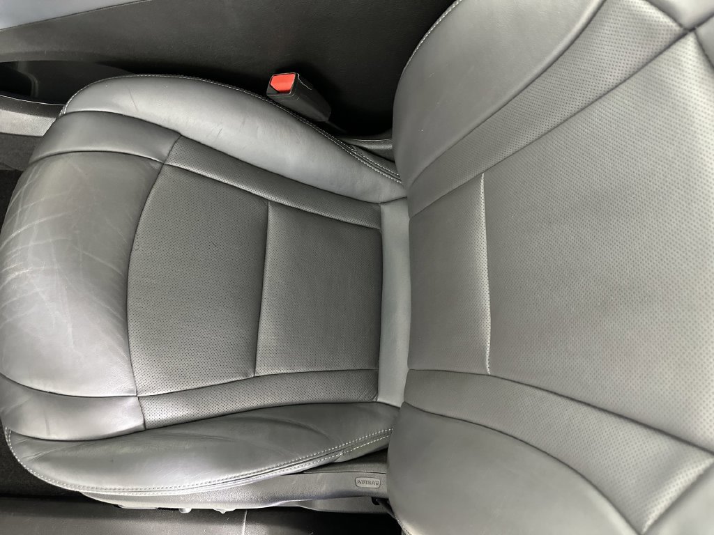 Used 2018 Buick Enclave Premium w/ Experience Buick Package AWD/4WD image 24